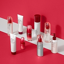 Revitalisierende Gesichtslotion für alle Hauttypen - Shiseido Revitalizing Treatment Softener — Bild N5