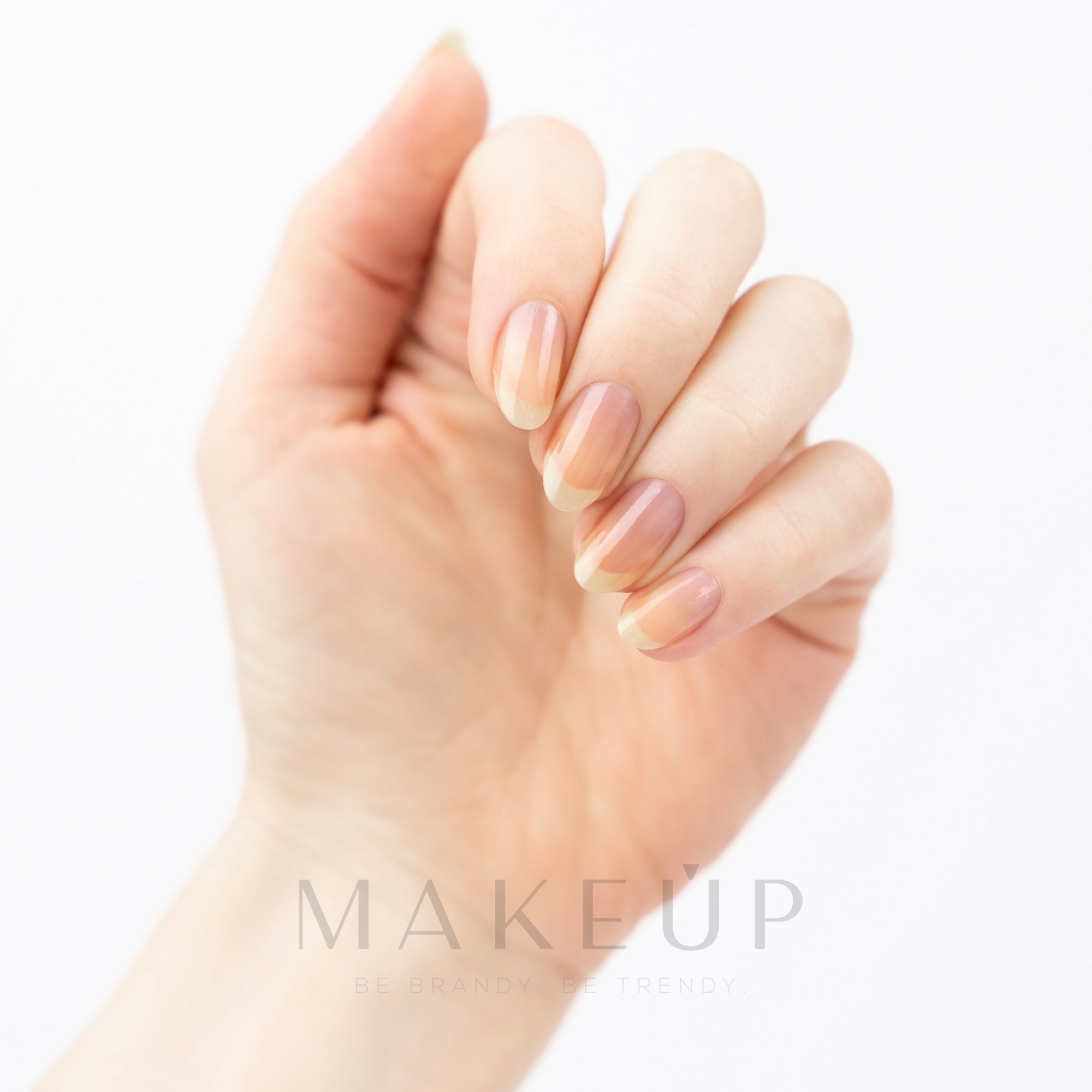 Gellack für Nägel - Essence Gel Nail Color  — Bild 01 - Gloss N Roll