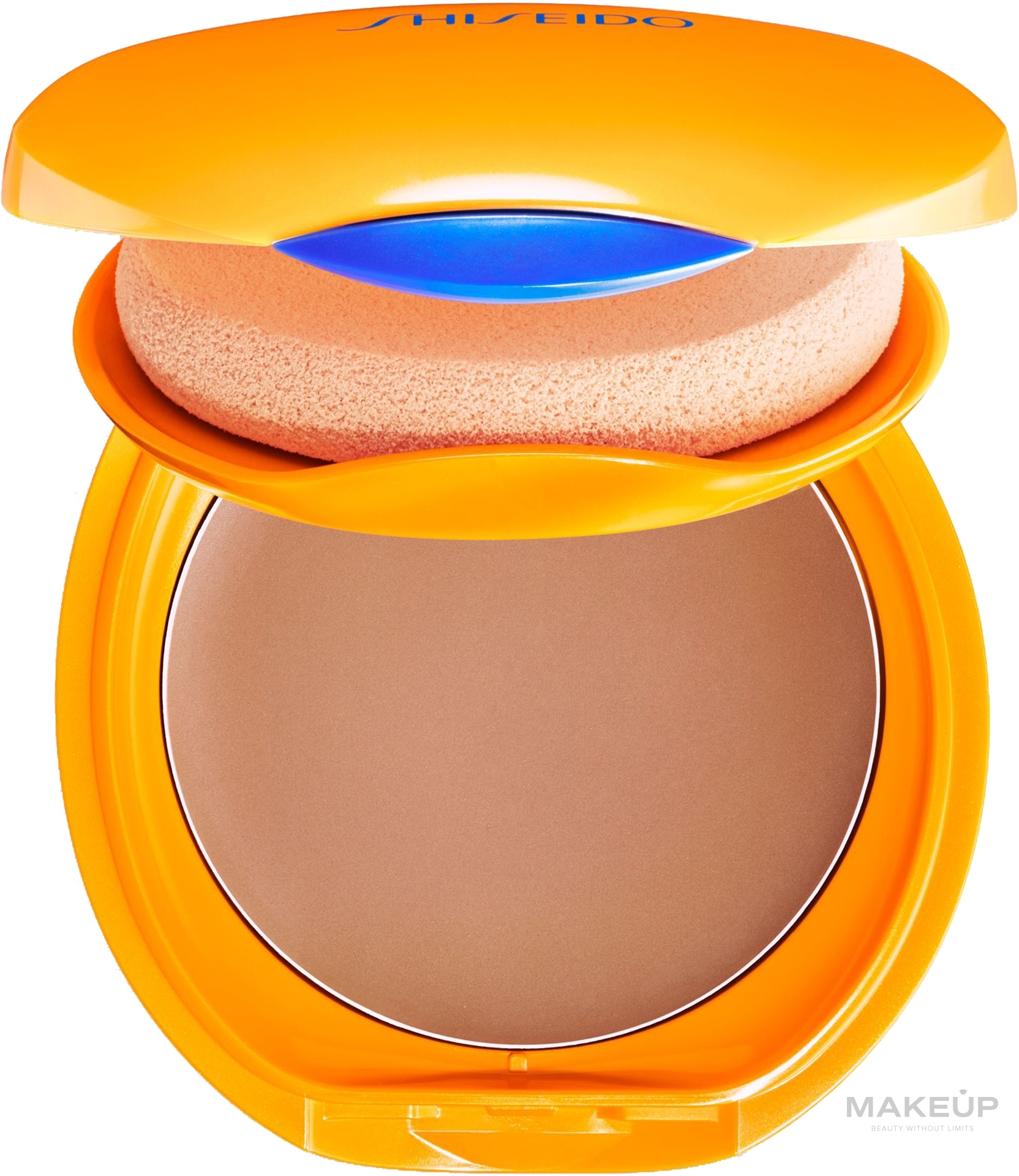 Sonnenschutz-Foundation - Shiseido Tanning Compact Foundation SPF10  — Bild Bronze