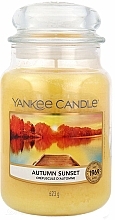 Düfte, Parfümerie und Kosmetik Duftkerze im Glas Autumn Sunset - Yankee Candle Autumn Sunset