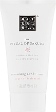 Nährende Haarspülung mit Reismilch- und Kirschblütenduft - Rituals The Ritual Of Sakura Conditioner — Bild N1