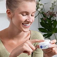 Tagescreme mit Aloe Vera - Nivea Naturally Good Organic Aloe Vera — Bild N3