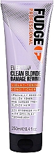 Düfte, Parfümerie und Kosmetik Pflegende Anti-Gelbstich Haarspülung für blondes Haar mit violetten Mikro-Pigmenten - Fudge Everyday Clean Blonde Damage Rewind Violet-Toning Conditioner