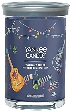 Duftkerze im Glas Twilight-Melodien 2 Dochte - Yankee Candle Twilight Tunes Singnature — Bild N1