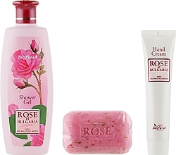Düfte, Parfümerie und Kosmetik Geschenkset - BioFresh Rose of Bulgaria (Duschgel 330ml + Seife 100g + Handcreme 75ml)