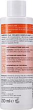 2in1 Beruhigende und feuchtigkeitsspendende Abschminkmilch für empfindliche Haut mit Ceramiden, Hyaluronsäure und Allantoin - AA Age Technology Hypoallergenic 2 in 1 Milk — Bild N2