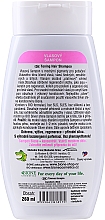 Shampoo mit blauen Pigmenten gegen Gelbstich für blondes, graues und weißes Haar mit Koffein, Keratin und Arganöl - Bione Cosmetics Bio Silver Shine Shampoo — Bild N2