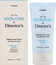 Feuchtigkeitsspendende Sonnenschutzcreme für das Gesicht - Etude House Soon Jung & Director’s Moisture Sun Cream SPF50+ PA+++ — Bild N2