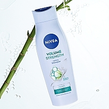 Haarshampoo für mehr Volumen - NIVEA Volumen & Strength Shampoo  — Bild N4