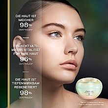 Luxuriöse regenerierende Anti-Aging Gesichtscreme - Shiseido Future Solution LX Legendary Enmei Ultimate Renewing Cream — Bild N5