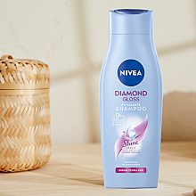 Shampoo für mehr Glanz mit flüssigem Keratin - Nivea Shine Shampoo Diamond Gloss — Bild N2