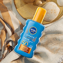 Schutzspray nach dem Sonnenbad - Nivea Sun Protect & Bronze SPF50 Double Action Spray — Bild N2