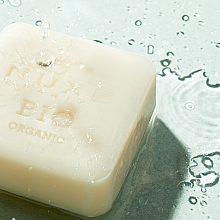 Feste Naturseife für Gesicht und Körper mit Kamelienöl - Nuxe Bio Organic Vivifying Surgras Soap — Bild N4