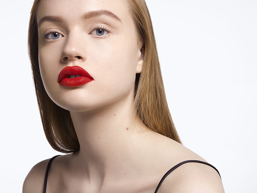 Flüssiger Lippenstift mit Kissenapplikator - Yves Saint Laurent Tatouage Couture Velvet Cream — Bild N4