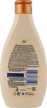 Entspannendes Duschgel mit Joghurt-, Kokos- und Pfirsichextrakt - Johnson’s Vita-rich Smoothies Indulging Body Wash — Bild N3