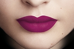 Matter Lippenstift - L'Oreal Paris Rouge Signature — Foto N3