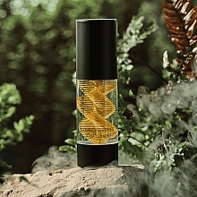 Gesichtsprimer - Catrice Mystic Forest Illuminizing Primer  — Bild N4