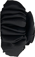 Satin-Haarspange mit Rüschen schwarz - Revolution Haircare Ruched Satin Claw Clip Black — Bild N1