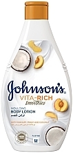 Düfte, Parfümerie und Kosmetik Entspannende Körperlotion mit Joghurt-, Kokos- und Pfirsichextrakt - Johnson’s® Vita-rich Indulging Body Lotion
