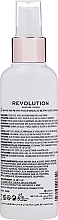 Antibakterielles Make-up-Fixierspray - Revolution Skincare Anti-Bacterial Base Fix — Bild N2