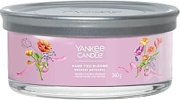 Duftkerze im Glas Hand Tied Blooms 5 Dochte - Yankee Candle Singnature — Bild N1