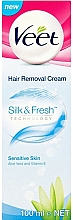 Enthaarungscreme mit Aloe Vera und Vitamin E für empfindliche Haut - Veet Silk & Fresh Hair Removal Cream — Bild N4