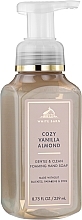 Düfte, Parfümerie und Kosmetik Handseife - Bath & Body Works Cozy Vanilla Almond Gentle Clean Foaming Hand Soap 