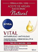 Pflegende Tagescreme für das Gesicht - NIVEA Vital Nourishing Day Cream  — Bild N1