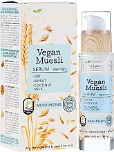 Feuchtigkeitsspendendes Gesichtsserum mit Weizenkeimöl, Haferextrakt und Kokosmilch - Bielenda Vegan Muesli — Bild N1