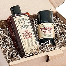 Captain Fawcett Expedition Reserve Gift Set (Duschgel 250ml + Deostick 75g)  - Set — Bild N1