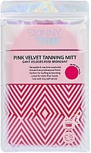 Samthandschuh - Skinny Tan Pink Velvet Tanning Mitt — Bild N1