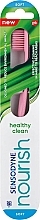 Zahnbürste weich rosa - Sensodyne Nourish Healthy Clean Soft Toothbrush  — Bild N1