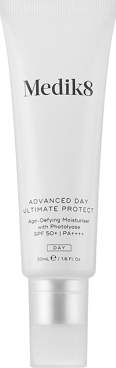 Feuchtigkeitsspendender Anti-Aging-Sonnenschutz mit Photolyase für das Gesicht - Medik8 Advanced Day Ultimate Protect SPF 50/PA++++ — Bild N1
