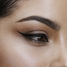 Langanhaltender flüssiger Eyeliner - Maybelline Hyper Precise All Day Liquid Eyeliner Makeup — Bild N10