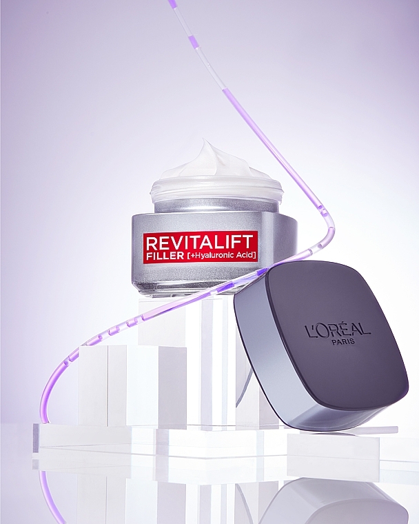 Anti-Aging Tagescreme mit Faltenauffüll-Effekt - L'Oreal Paris Revitalift Filler Hyaluronic Acid Day Cream — Bild N10