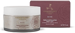 Düfte, Parfümerie und Kosmetik Gesichts- und Körpermaske aus rosa Tonerde mit Rosen- und Geranienextrakt - Aromatherapy Associates Rose Triple Exfoliator Body & Face