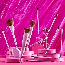 Make-up Schwamm - Essence Make Up & Baking Sponge 01 Dab & Blend — Bild N6