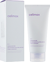 Sanfter Reinigungsschaum - Celimax Derma Nature Relief Madecica pH Balancing Foam Cleansing — Bild N2