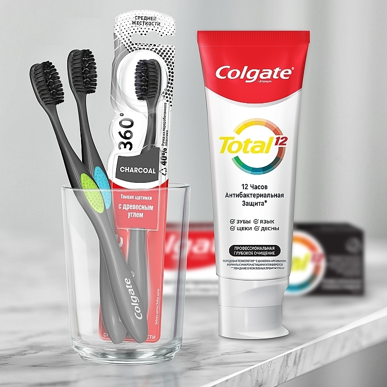 Zahnbürste mit Aktivkohle mittel 360° Charcoal schwarz-grün - Colgate 360 Charcoal Infused Toothbrush Medium Bristles — Bild N6