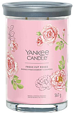 Duftkerze im Glas Fresh Cut Roses 2 Dochte - Yankee Candle Singnature — Bild N1