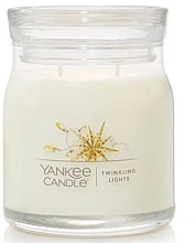 Duftkerze im Glas Twinkling Lights Zwei Dochte - Yankee Candle Singnature — Bild N1