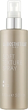 Feuchtigkeitsspendendes Haarstylingspray mit Provitamin B5 Flexibler Halt - La Biosthetique Soft Texture Spray — Bild N1