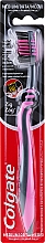Zahnbürste ZigZag mit Aktivkohle mittel schwarz-rosa - Colgate — Bild N1