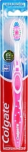 Zahnbürste mittel rosa - Colgate Max Fresh Medium  — Bild N1