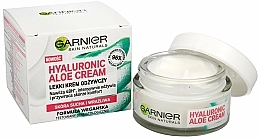 Feuchtigkeitsspendende Gesichtscreme mit Hyaluronsäure und Aloe Vera - Garnier Skin Naturals — Bild N1