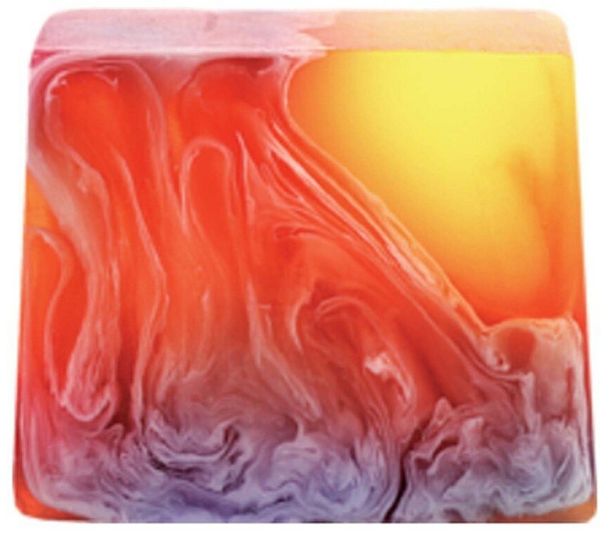 Handgemachte Naturseife Lime - Bomb Cosmetics Caiperina Soap — Bild N1