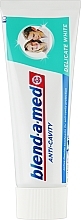 Düfte, Parfümerie und Kosmetik Zahnpasta - Blend-a-med Anti-Cavity Delicate White