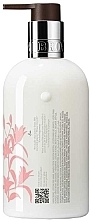 Molton Brown Heavenly Gingerlily Fine Hand Lotion Limited Edition - Handlotion — Bild N2
