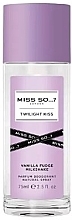 So…? Miss SO...? Twilight Kiss - Deospray — Bild N1