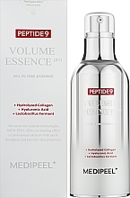 Beruhigende Gesichtsessenz mit Peptiden für mehr Hautelastizität - Medi Peel – Peptide 9 Volume Essence — Bild N2